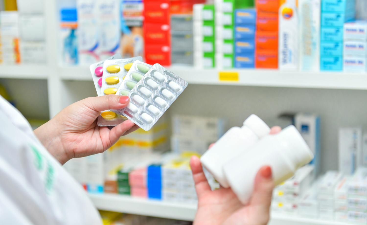 Податковий контроль при продажу лікарських засобів та виробів медичного призначення