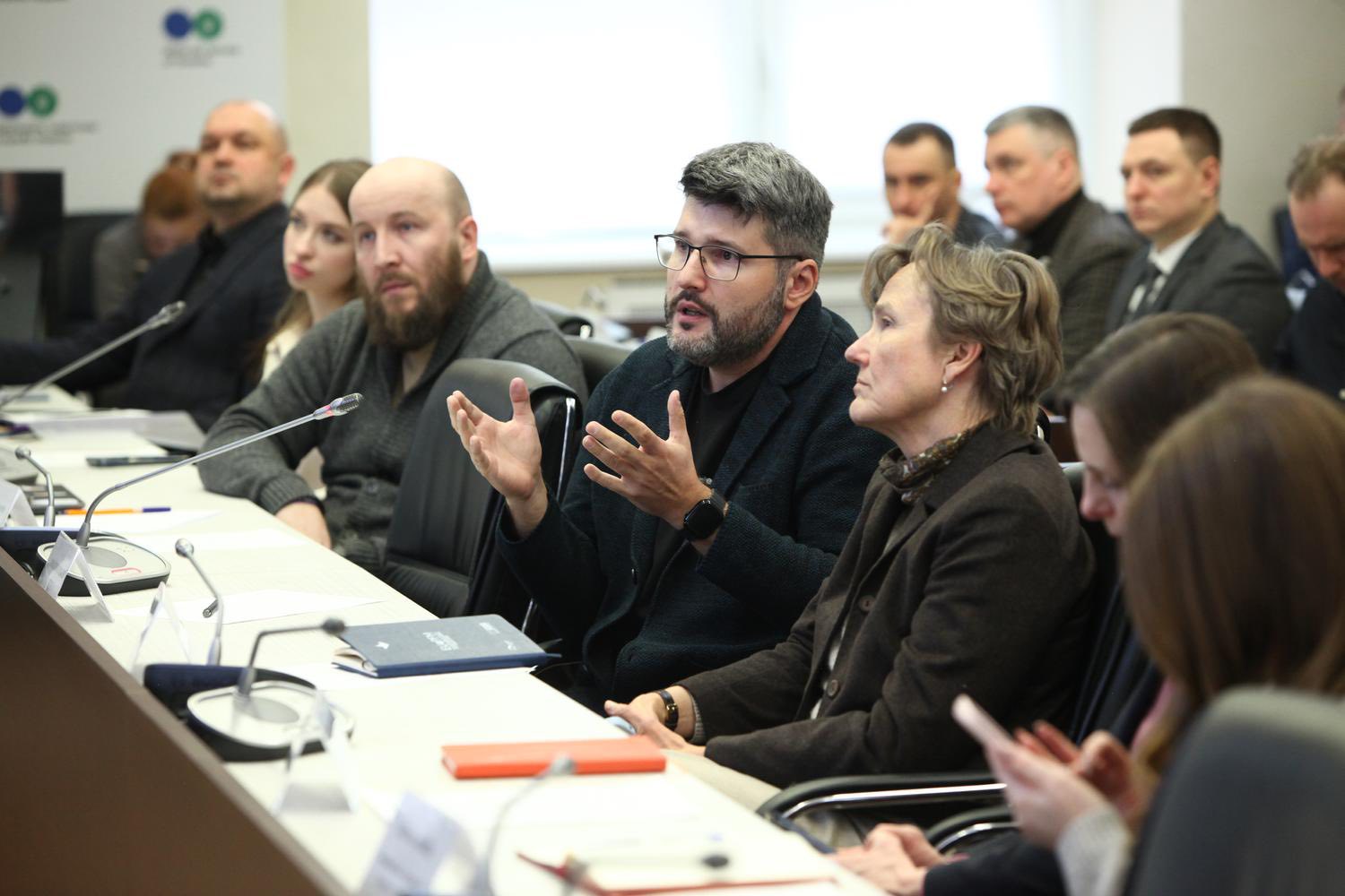 State Tax Service, Economic Security Bureau, State Labor Service and representatives of the restaurant business discussed ways to un-shadow the industry . Фото № 2/1