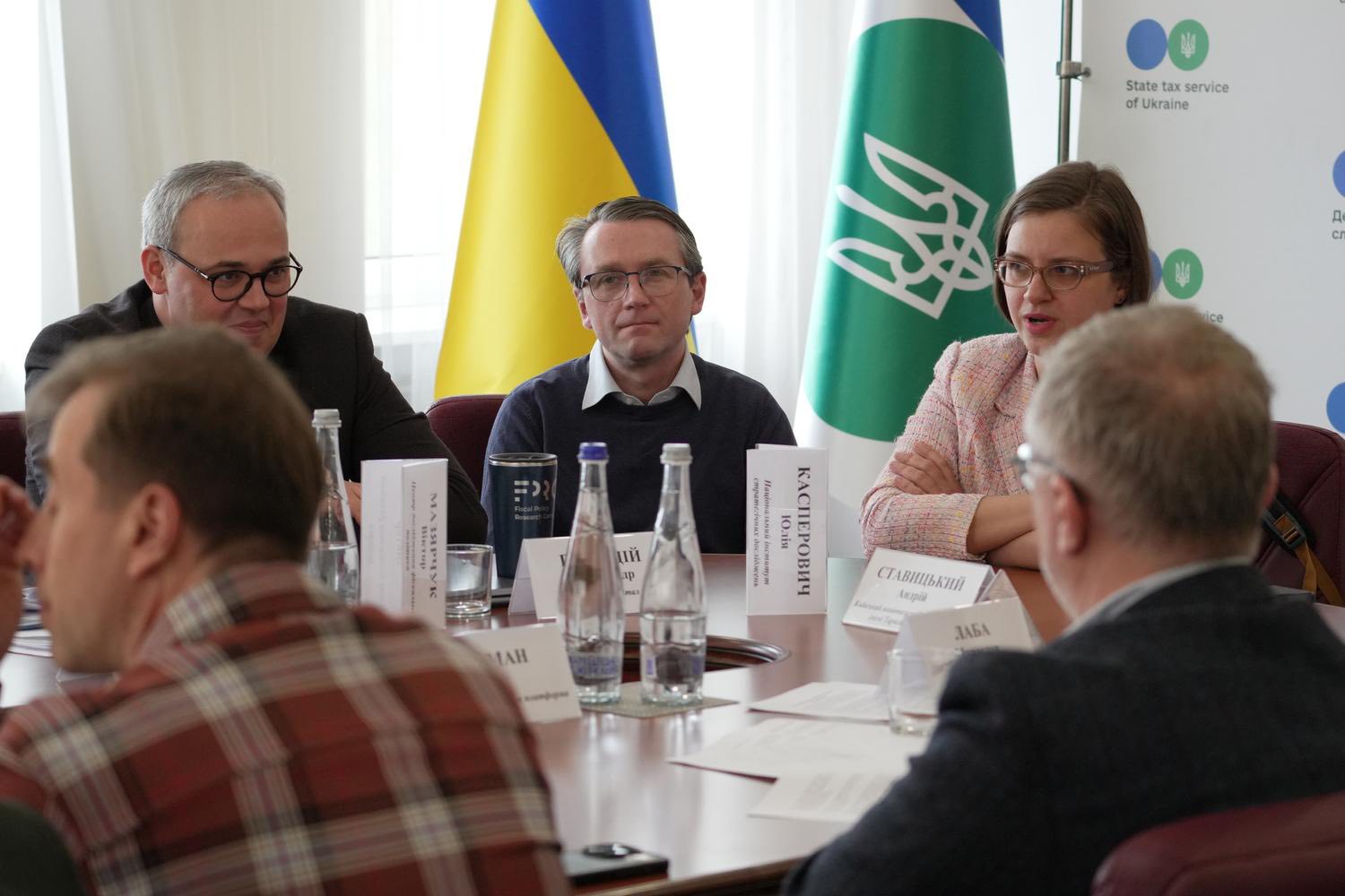 Lesya Karnaukh’s meeting with representatives of analytical centers: emphasis on qualitative data, analytics and services. Фото № 10/9