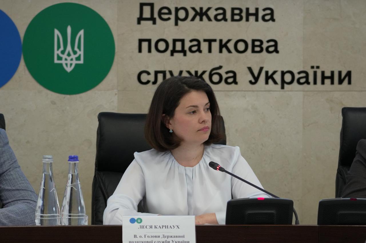 Податкові надходження, цифровізація та податкова медіація: ключові теми зустрічі Лесі Карнаух та бізнес-спільноти. Фото № 26/25
