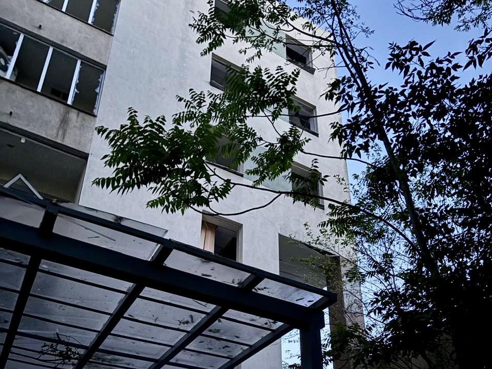 As a result of enemy attack, one of the buildings of the Tax Service in Kyiv was damaged. Фото № 7/6