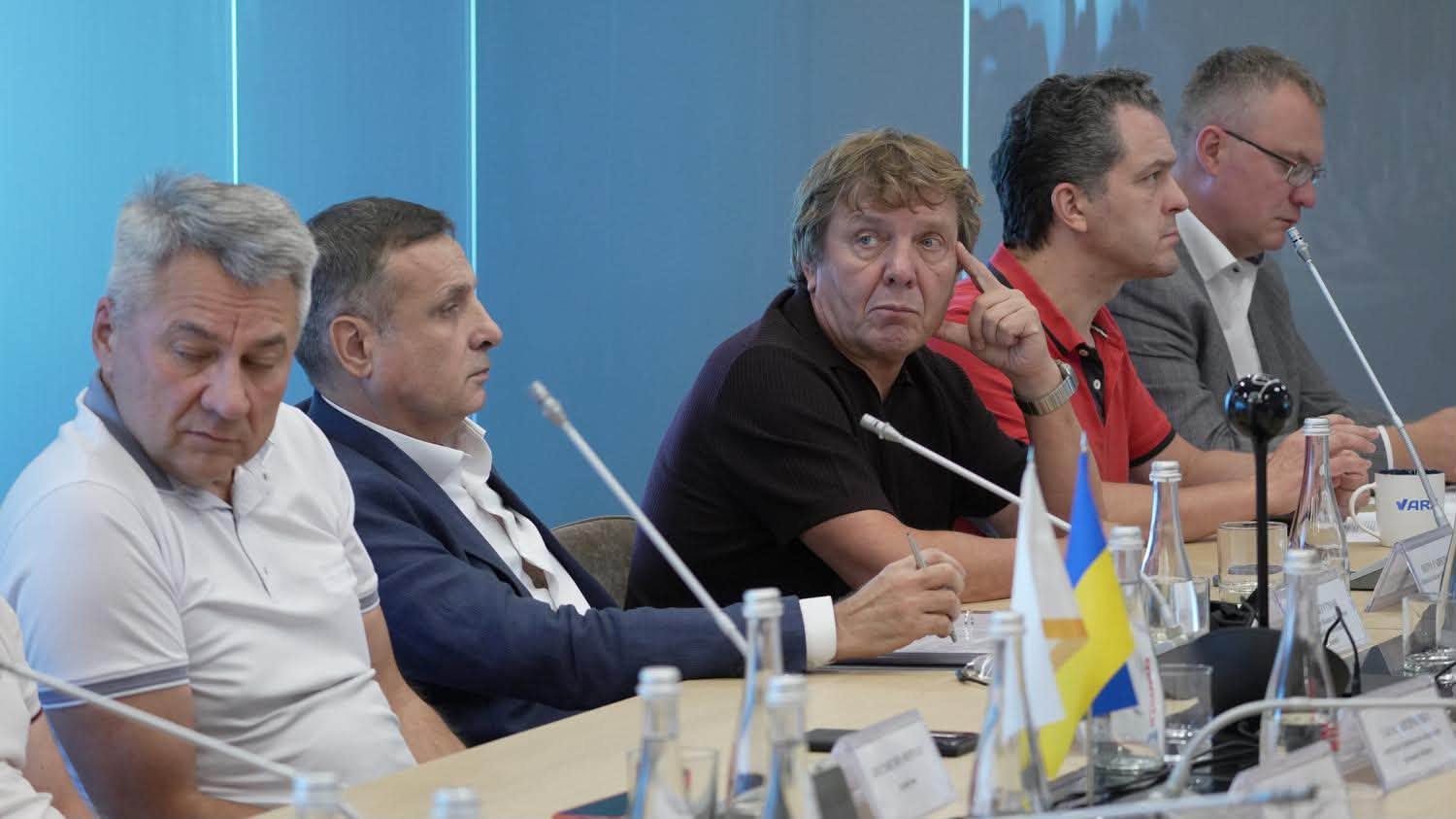 ДПС обговорює з бізнесом можливості вдосконалення підтримки постраждалих підприємств. Фото № 6/5