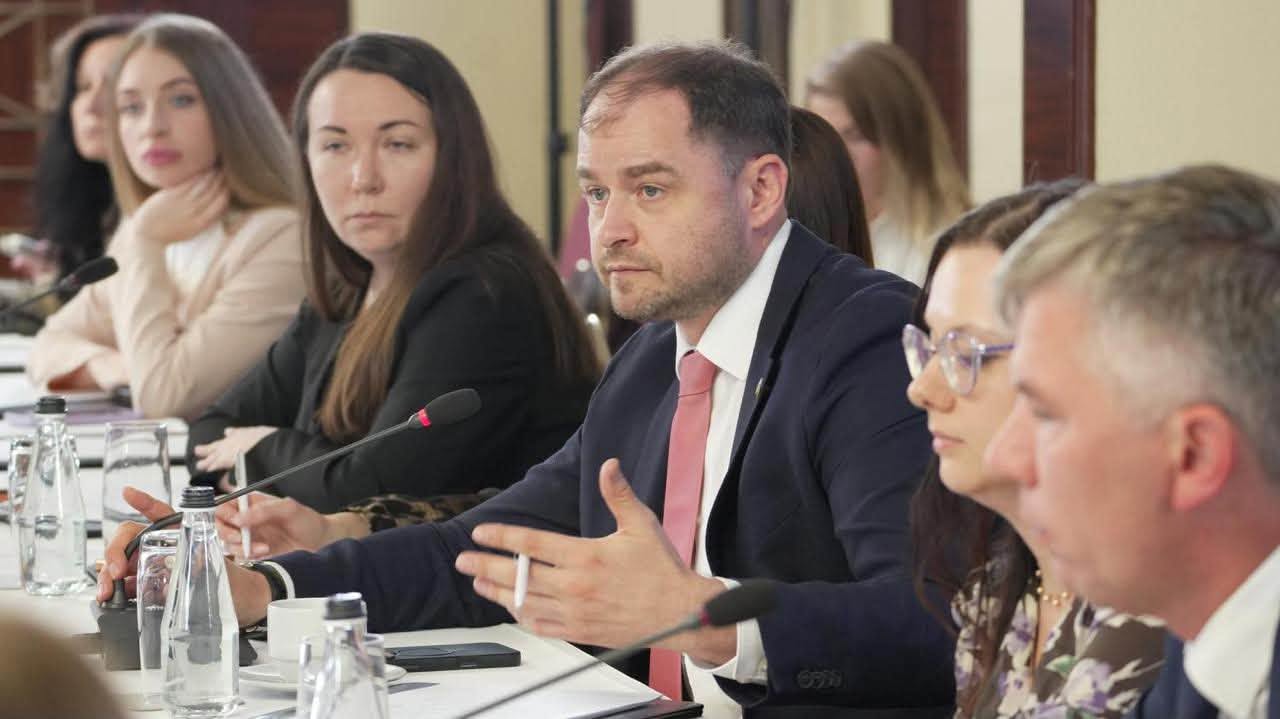 Підтримка постраждалого бізнесу: ключова тема зустрічі очільниці ДПС із ACC. Фото № 7/6