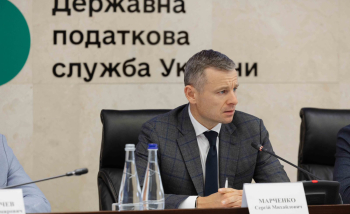 Міністр фінансів Сергій Марченко представив колективу ДПС нового керівника Юрія Конюшенка